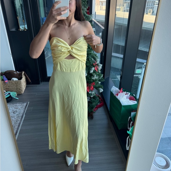 Petal & Pup Sunny Yellow Smocked Top - Picture 3 of 6